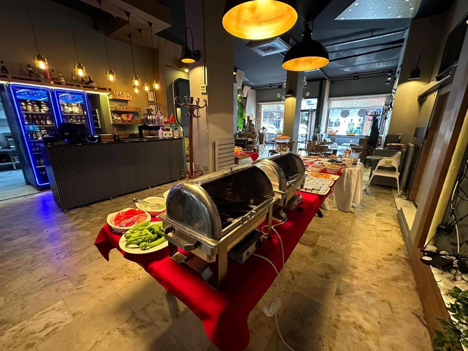 Sultan Hotel-Restaurant-Bistro ซิวาส ภายนอก รูปภาพ