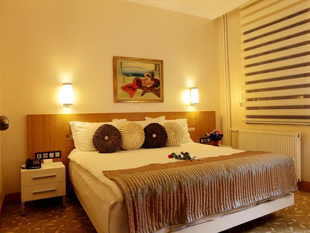 Sultan Hotel-Restaurant-Bistro ซิวาส ภายนอก รูปภาพ