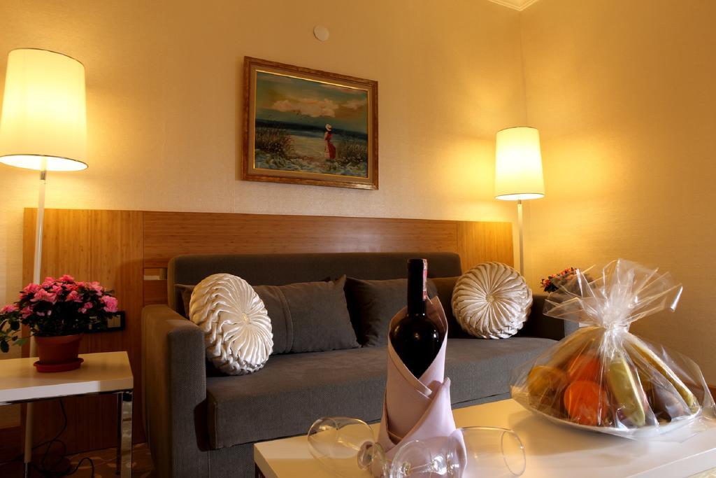 Sultan Hotel-Restaurant-Bistro ซิวาส ภายนอก รูปภาพ
